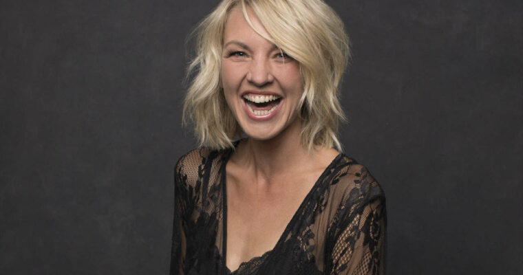 The Retouching Series Whiten Teeth