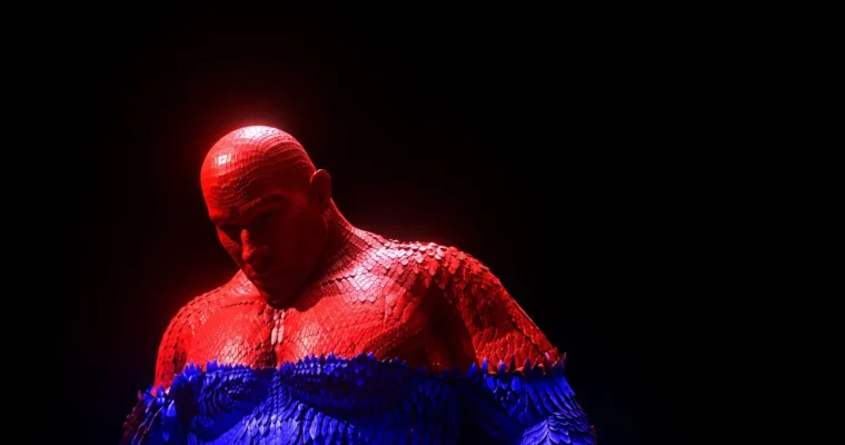 Mystique Effect in Houdini by Vex by Ken Zhuang